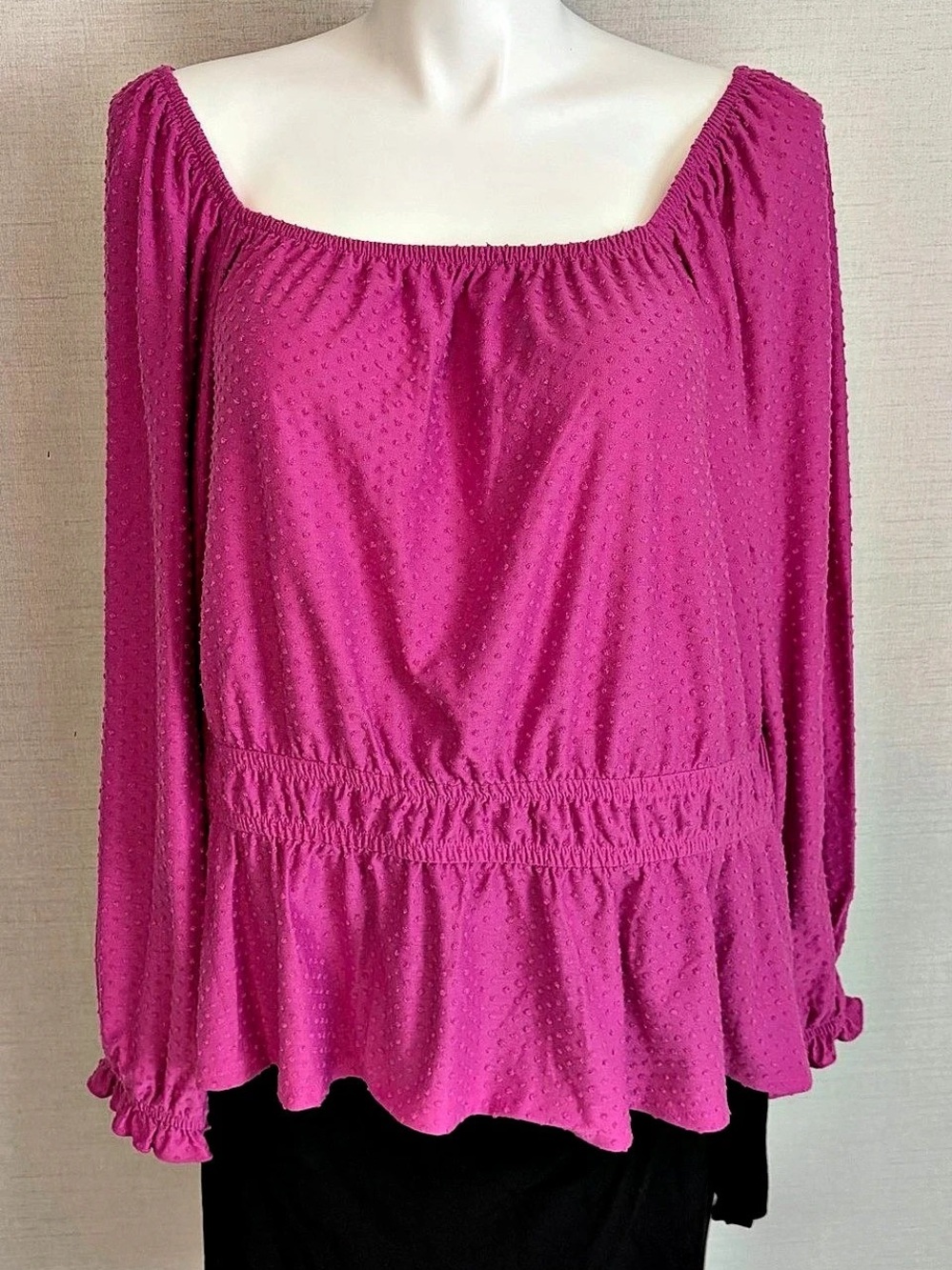 Women’s size 26/28 Lane Bryant off the shoulder top